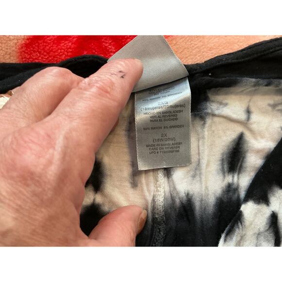 Just My Size - Women's Plus Tie-Dye Medallion Dress size 2X - Picture 9 of 16